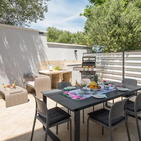 Diva- By Guide 빌라