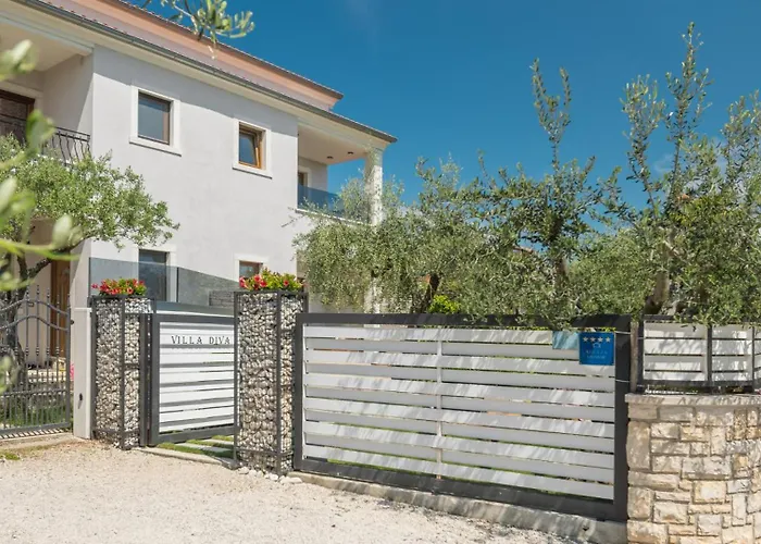 빌라 Diva- By Guide *